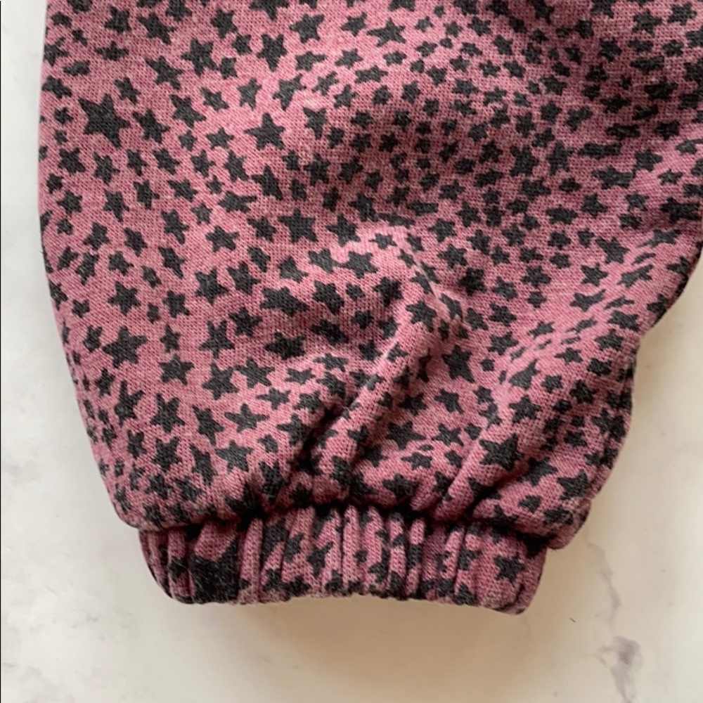 Star Pullover - Picture 4 of 6